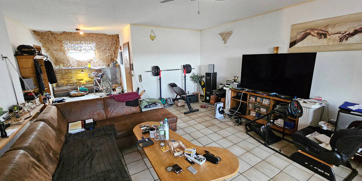 Gut vermietete 2-Zimmer-Dachgeschosswohnung mit Balkon u. Garage im Herzen von Burscheid 2 zimmer