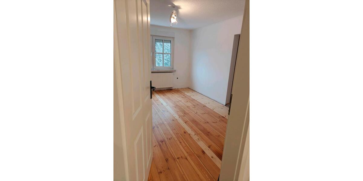 Einfamilienhaus Großräschen - 6.5 Zimmer, 135 m&sup2;, 1.425&euro; | Angebot:25048153