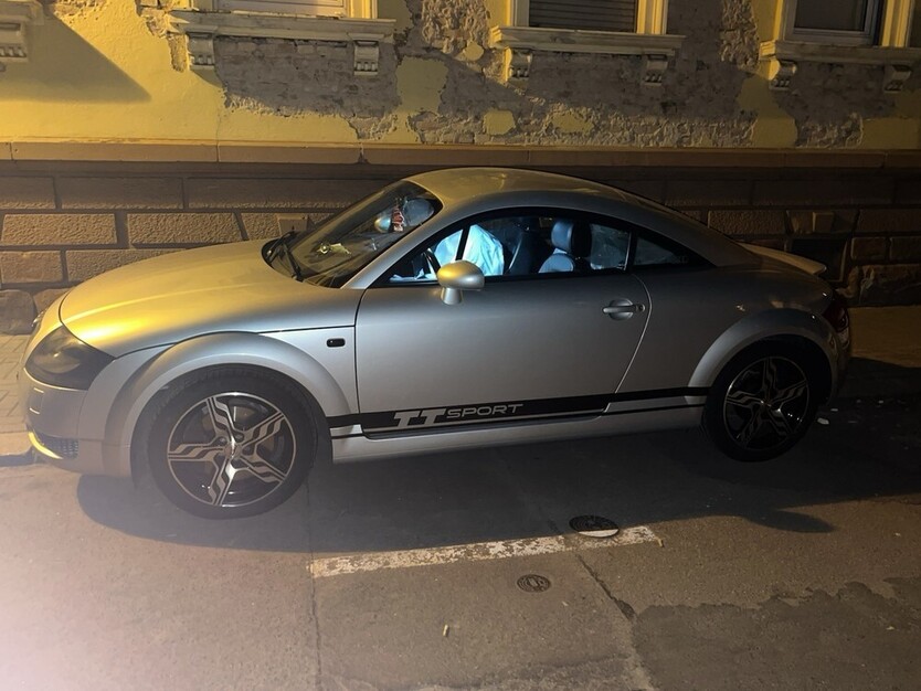 Audi TT 8N