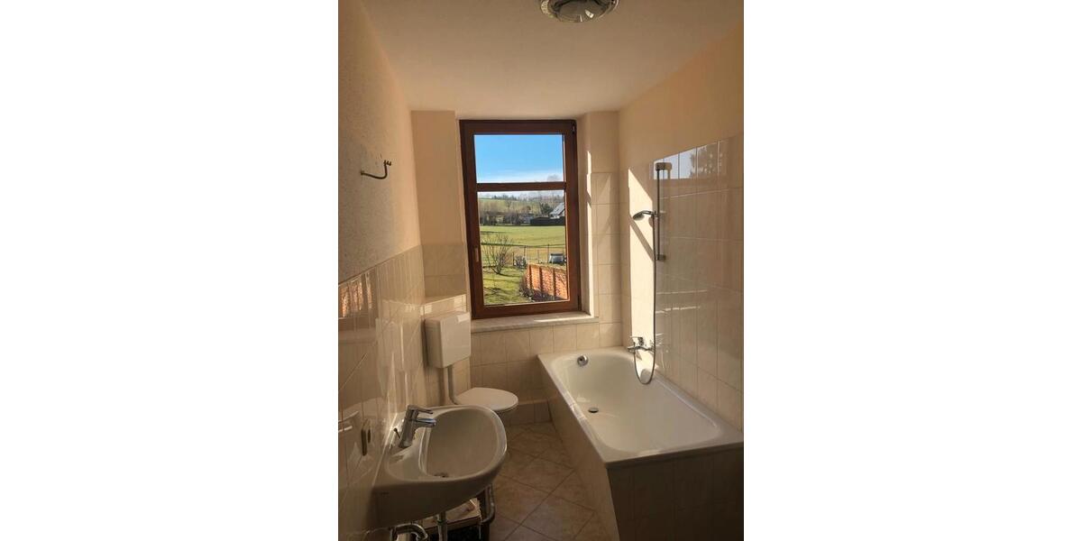 Erdgeschoßwohnung Hohndorf - 2 Zimmer, 55 m&sup2;, 325&euro; | Angebot:26678722