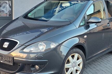 Seat Altea 200.000 km 2.990 &euro; Springe 31832