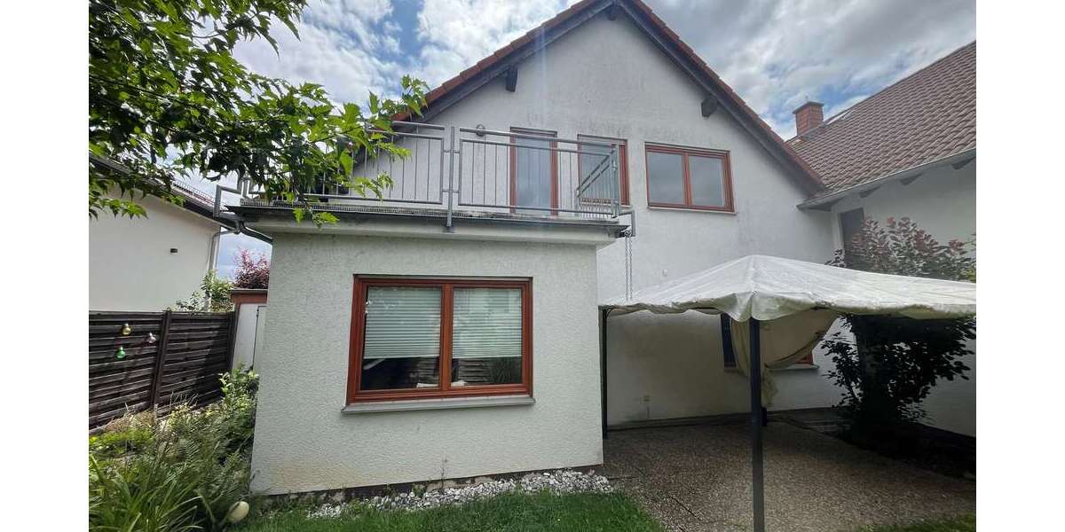 Schöne Doppelhaushälfte in Wehrheim mit zwei Wohnungen, Garten & Garage - Doppelhaushälfte Wehrheim | Angebot:27271153
