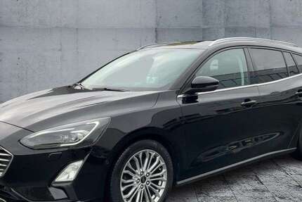 Ford Focus 77.642 km 17.930 € Hof 95030