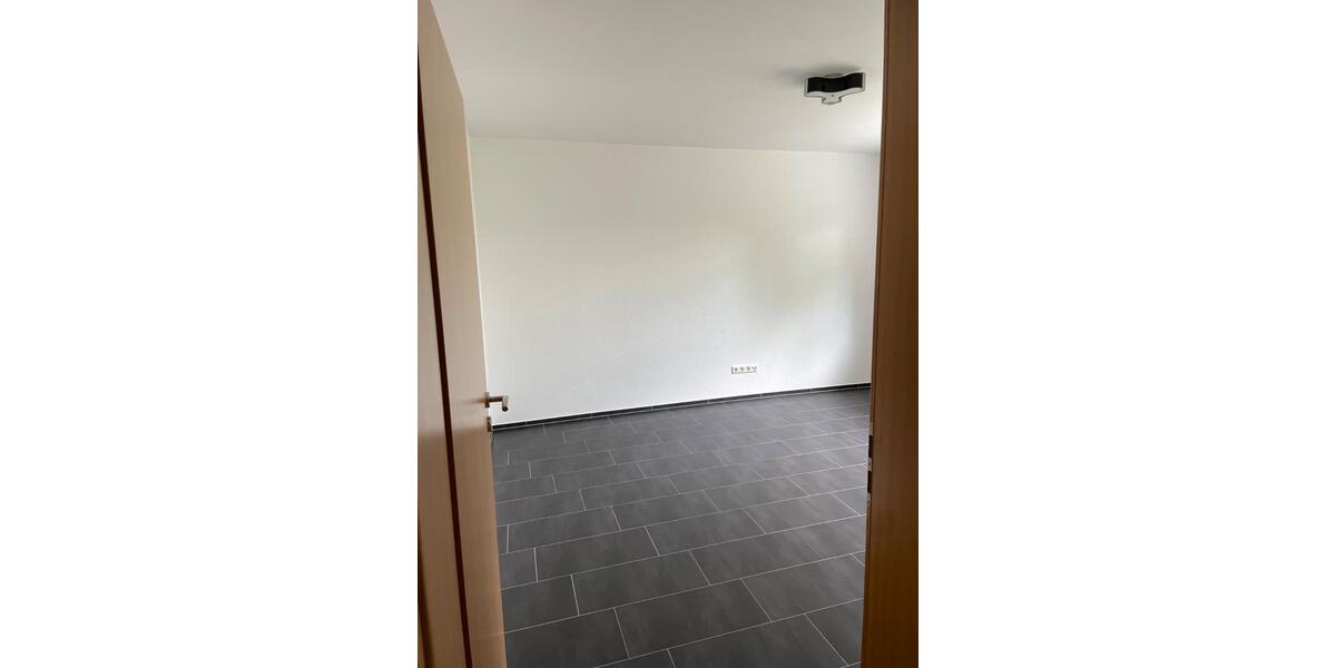 Etagenwohnung Kaiserslautern Bahnheim - 2 Zimmer, 55 m&sup2;, 195.000&euro; | Angebot:26868421