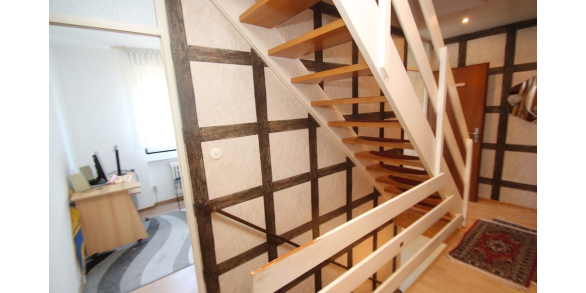 Mit 3D: Reihenhaus mit Terrasse & viel Potenzial – Ihr neues Zuhause wartet! - Reihenmittelhaus Lohmar | Angebot:26295340