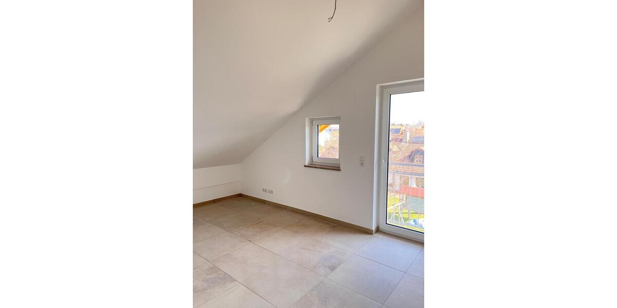 Doppelhaushälfte Egmating - 7 Zimmer, 174 m&sup2;, 2.600&euro; | Angebot:25384338
