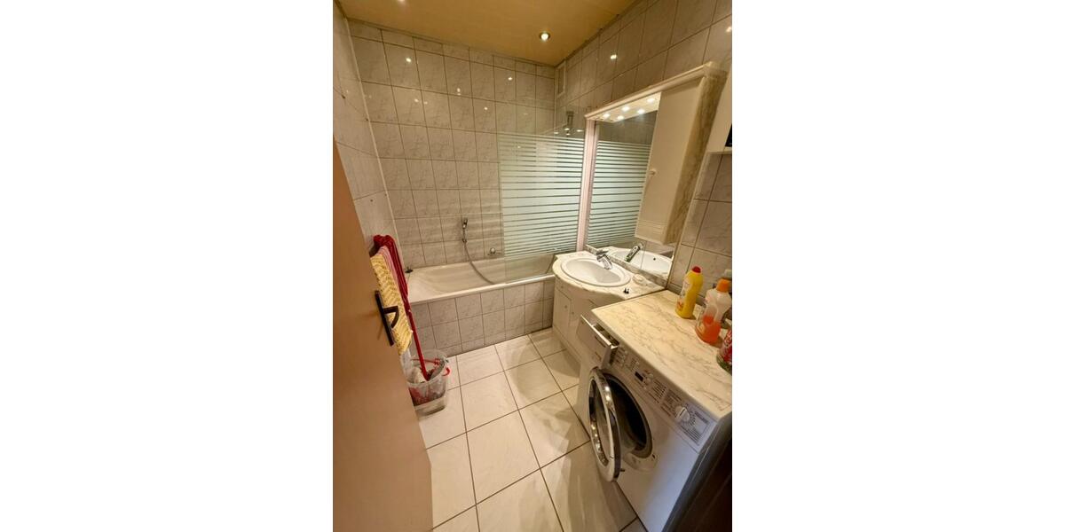 Helle 4-Zimmer 94 m² Eigentumswohnung, 2 Balkone, Alsdorf-Zentrum 4 zimmer