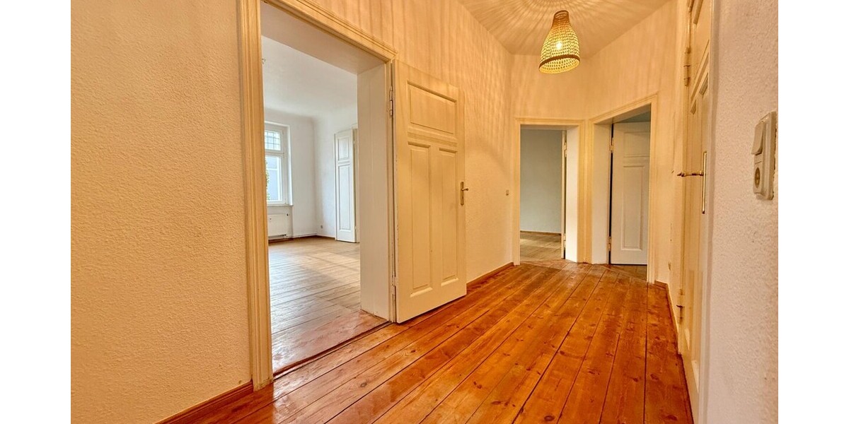 HORN IMMOBILIEN++ Neubrandenburg, charmante 3-Raum ETW im EG mit großer Terrasse, EBK und großem Bad - Erdgeschoßwohnung Neubrandenburg | Angebot:26780002