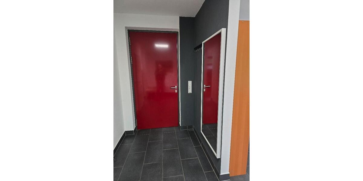 Etagenwohnung Saarbrücken West - 1 Zimmer, 43 m&sup2;, 650&euro; | Angebot:26047348