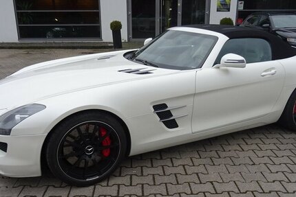 Mercedes-Benz SLS AMG Designo Carbon Bang&Olufsen Voll NP222tsd 36.000 km 159.000 € Schorndorf 73614
