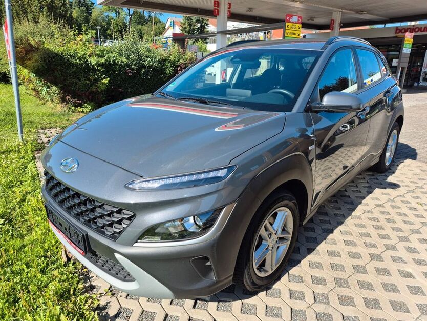 Hyundai KONA 62.849 km 15.490 € Roßwein 04741