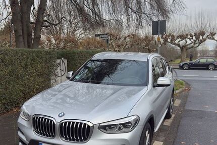 BMW X3 100.000 km 32.000 &euro; Düsseldorf 40545