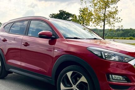 Hyundai TUCSON 92.000 km 17.800 &euro; Ahlen 59227