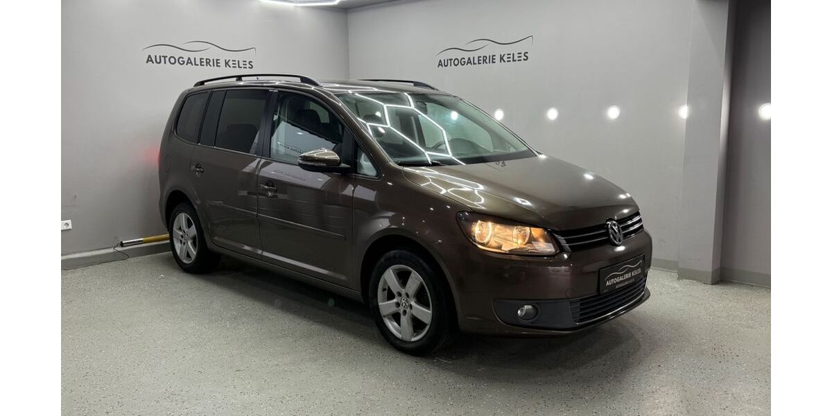 VW Touran 166.000 km 7.651 &euro; Nordenham 26954