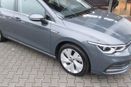 VW Golf 42.182 km 22.990 &euro; Schortens 26419