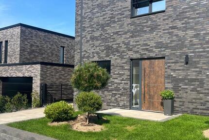 Moderne Doppelhaushälfte in Schwerin! Voll möbliert & See-nah 3 zimmer