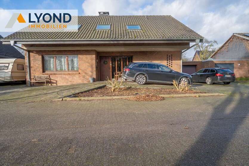 Haus zum Kaufen in Kalkar 689.000 € 242 m²