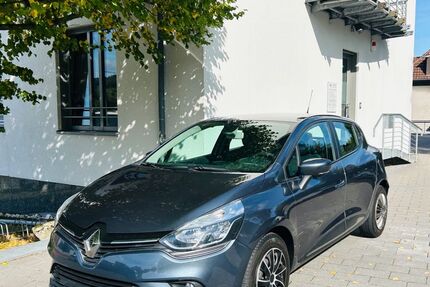 Renault Clio 158.000 km 6.300 &euro; Bielefeld 33647