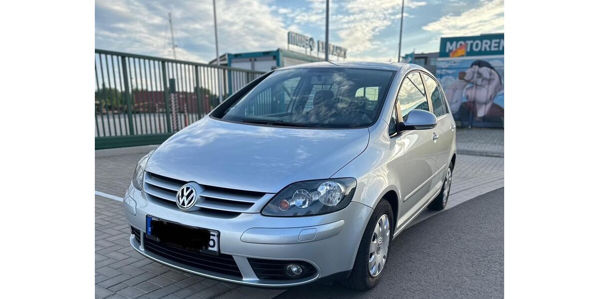 VW Golf Plus 85.700 km 5.950 &euro; Sande 26452