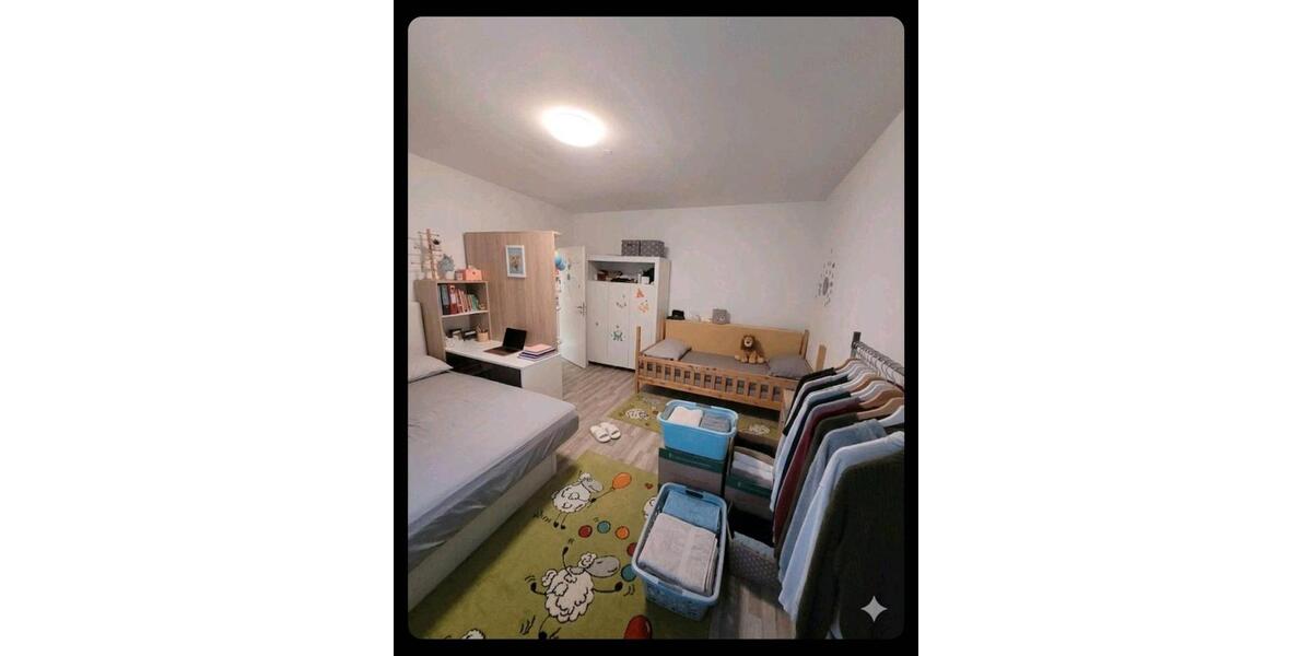 Etagenwohnung Selb - 3 Zimmer, 81 m&sup2;, 580&euro; | Angebot:26400528