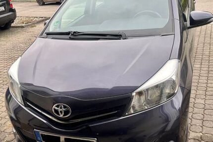 Toyota Yaris 97.000 km 6.850 € Kissing 86438