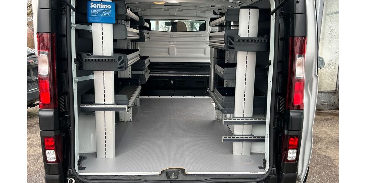 Renault Trafic 44.958 km 18.990 &euro; München 81825