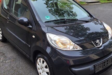 Peugeot 107 52.307 km 3.290 &euro; Essen 45359