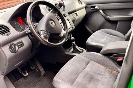 VW Caddy 253.000 km 6.950 &euro; Holm 25488