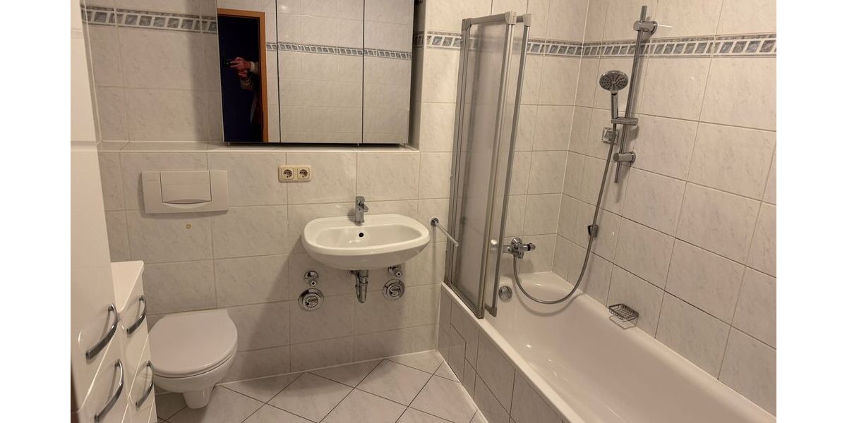 Eigentumswohnung mit TG-Stellplatz in ansprechender Wohngegend! - Dachgeschoßwohnung Gera Alt-Bieblach | Angebot:26586652