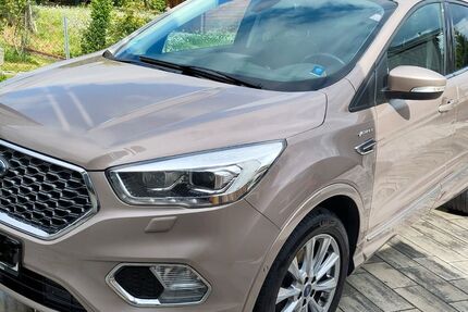 Ford Kuga 134.000 km 17.500 &euro; Bruckberg, Niederbayern 84079