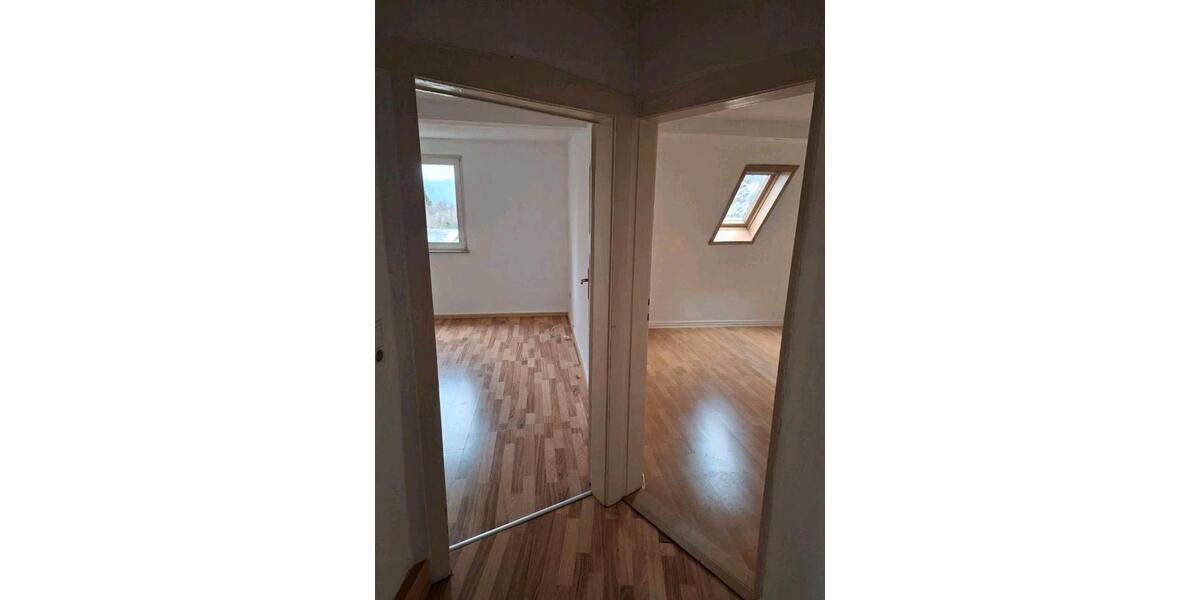 Dachgeschoßwohnung Reutlingen Reutlingen (Kernstadt) - 3.5 Zimmer, 78 m&sup2;, 730&euro; | Angebot:25992496