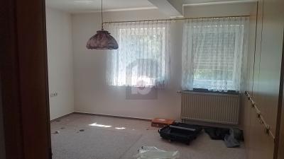 OFFEN, HELL UND VIELSEITIG - Etagenwohnung Stetten am kalten Markt | Angebot:27324424