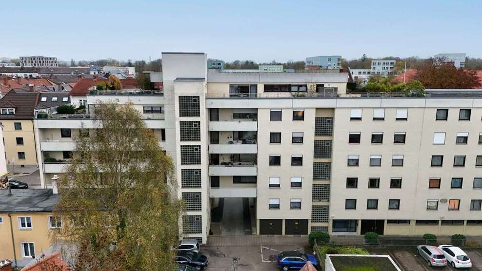 Wohnung zum Kaufen in Neu-Ulm 299.000 € 83 m²