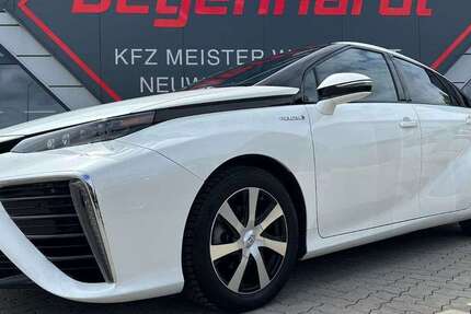 Toyota Mirai 92.736 km 4.990 &euro; Mönchhagen 18182
