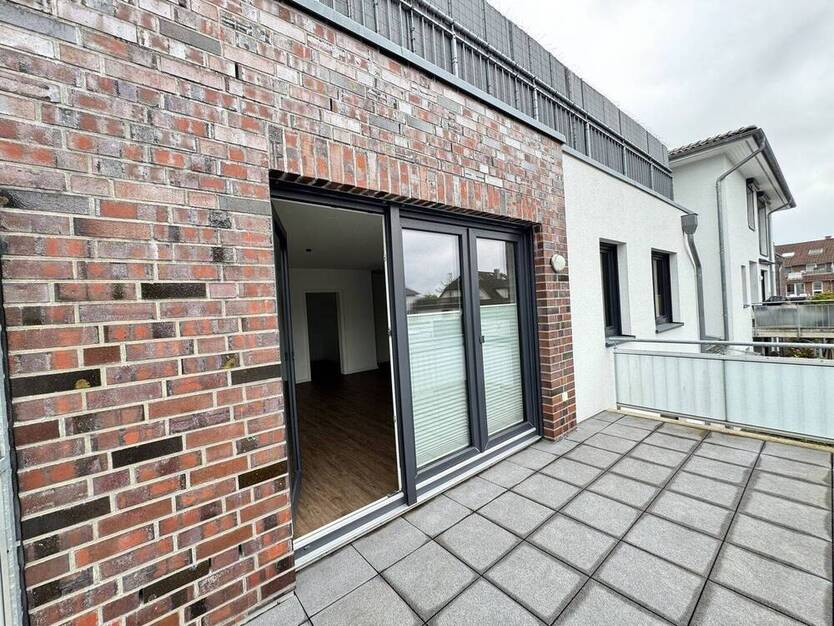 ***TOP WOHNUNG IN BUCHHOLZ-INNENSTADT MIT BALKON, PERSONENAUFZUG & TIEFGARAGE*** 3 zimmer