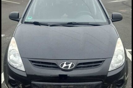 Hyundai i20 95.517 km 3.000 &euro; Berlin 14193