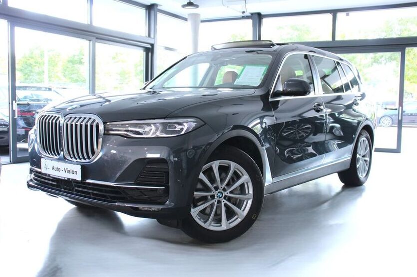 X7