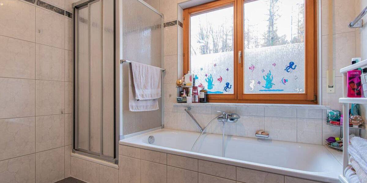 Reihenmittelhaus Waldshut-Tiengen Waldshut - 6 Zimmer, 153 m&sup2;, 429.000&euro; | Angebot:25928945