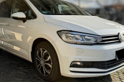 VW Touran 79.000 km 20.750 &euro; Höhr-Grenzhausen 56203