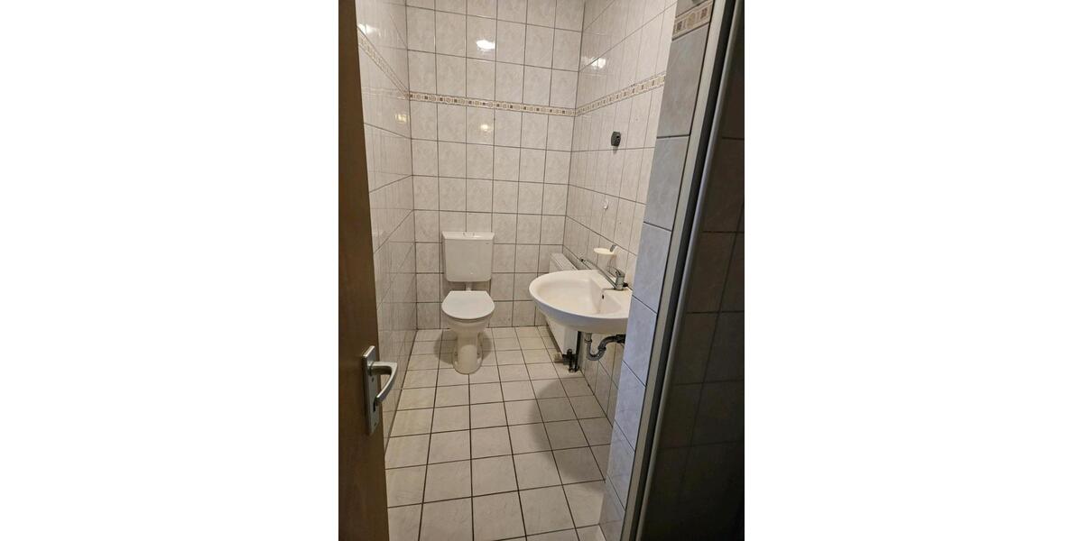 Haus zu vermieten in Rechtsupweg 4 zimmer