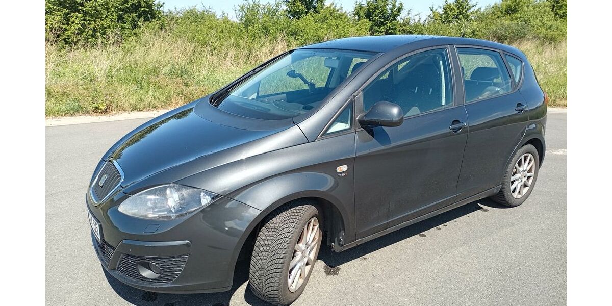 Seat Altea 79.000 km 4.997 &euro; Dessau 06846