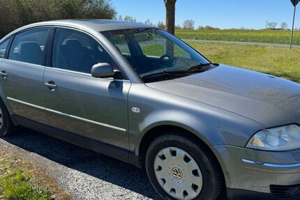 VW Passat 333.532 km 2.799 &euro; stralsund 18437