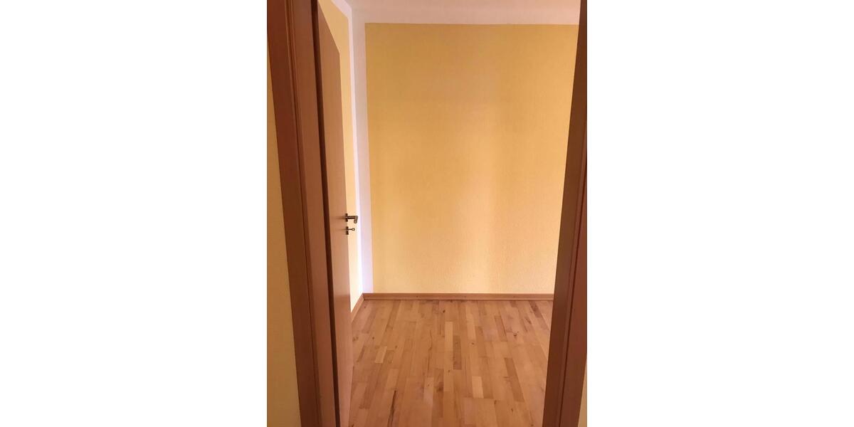 Etagenwohnung Rittersdorf - 5 Zimmer, 126 m&sup2;, 900&euro; | Angebot:26580670