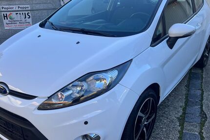 Ford Fiesta 113.000 km 3.999 € wuppertal 42283