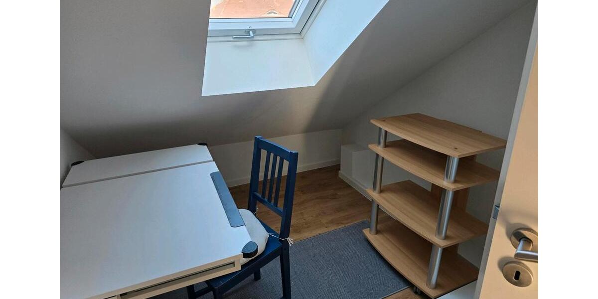 NUR für REFERENDARE oder Lehrkräfte - voll möblierte Wohnung 2 zimmer
