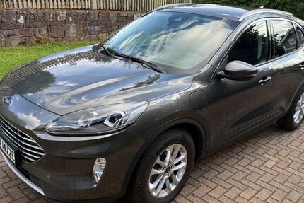 Ford Kuga 90.000 km 19.100 € Gebenbach 92274