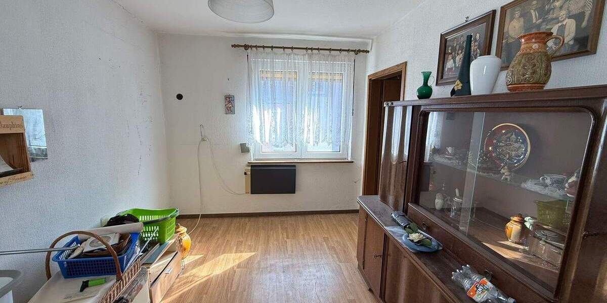 Gewerbeobjekt Jettenbach - 1 Zimmer, 225.000&euro; | Angebot:25774384