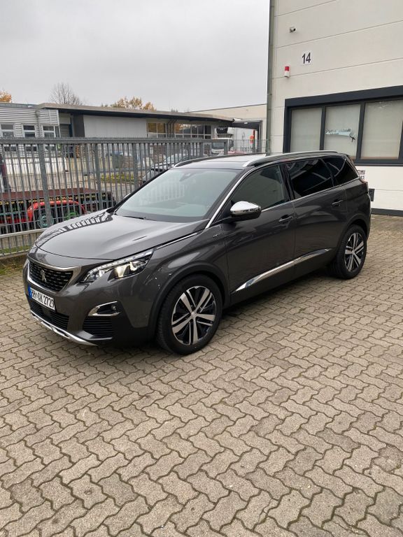 Peugeot 5008 41.000 km 28.600 € Hamburg 22525