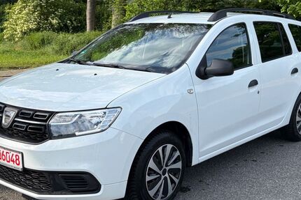 Dacia Logan 117.000 km 4.500 &euro; Kastorf 23847
