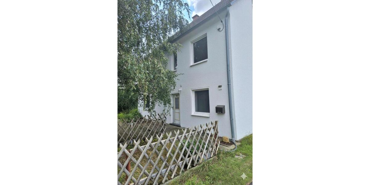 Einfamilienhaus Limbach-Oberfrohna Oberfrohna - 5 Zimmer, 150 m&sup2;, 850&euro; | Angebot:26232185